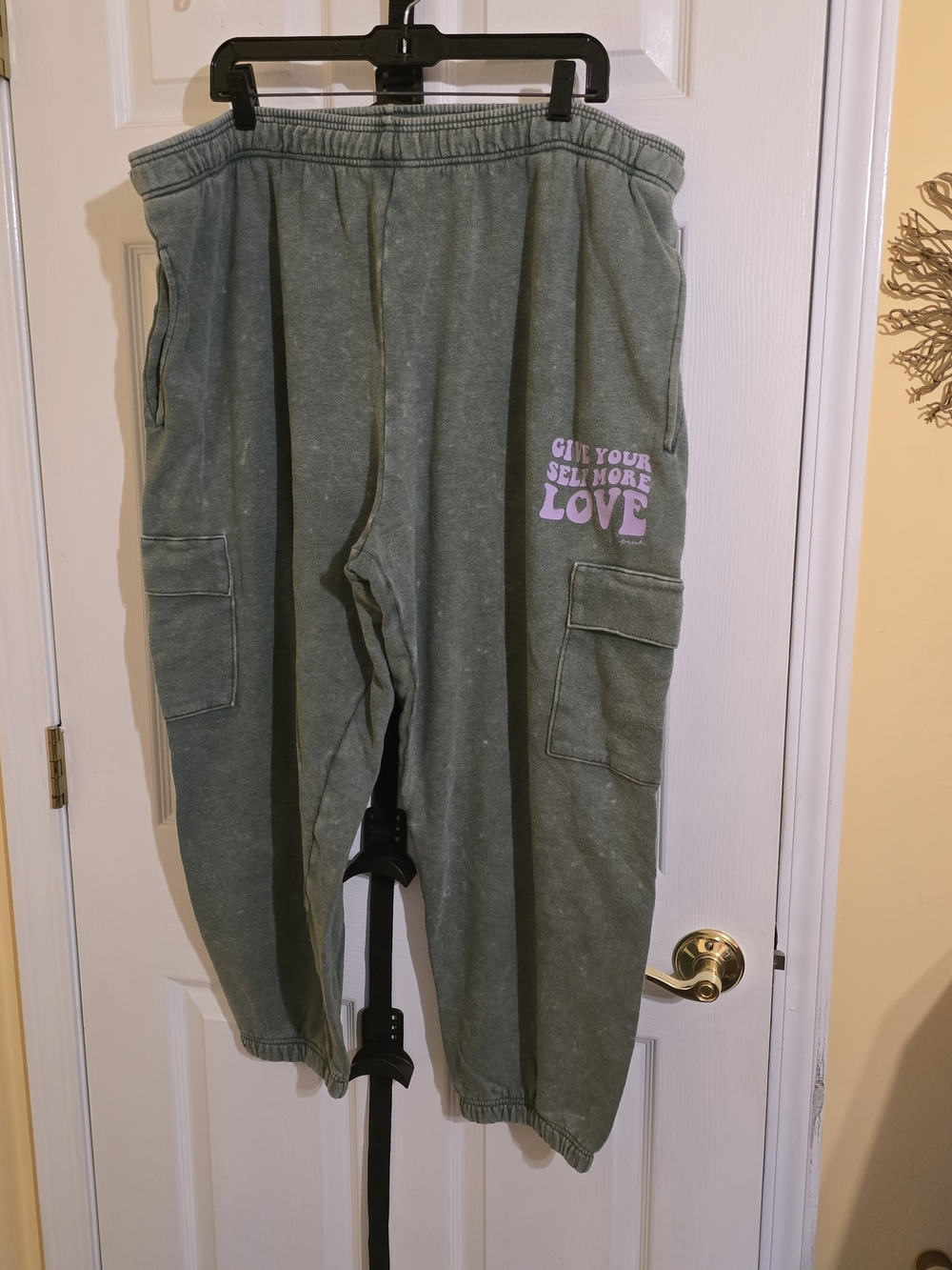 PINK Victoria's Secret Olive Green Cargo Sweatpants with Pink Love Print